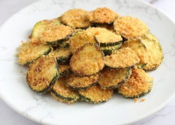 rondelles de courgettes panées au parmesan à la friteuse