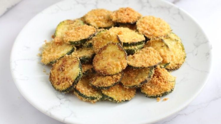 rondelles de courgettes panées au parmesan à la friteuse