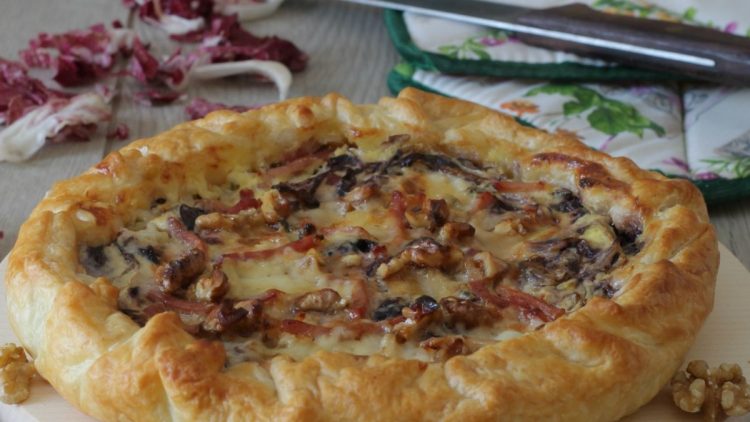 tarte au radicchio, gorgonzola et speck