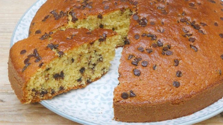 gâteau à la noix de coco et pépites de chocolat