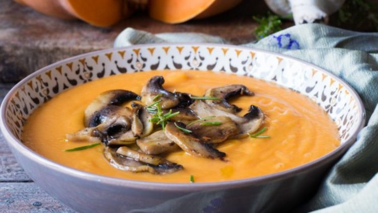 soupe de potimarron et champignons